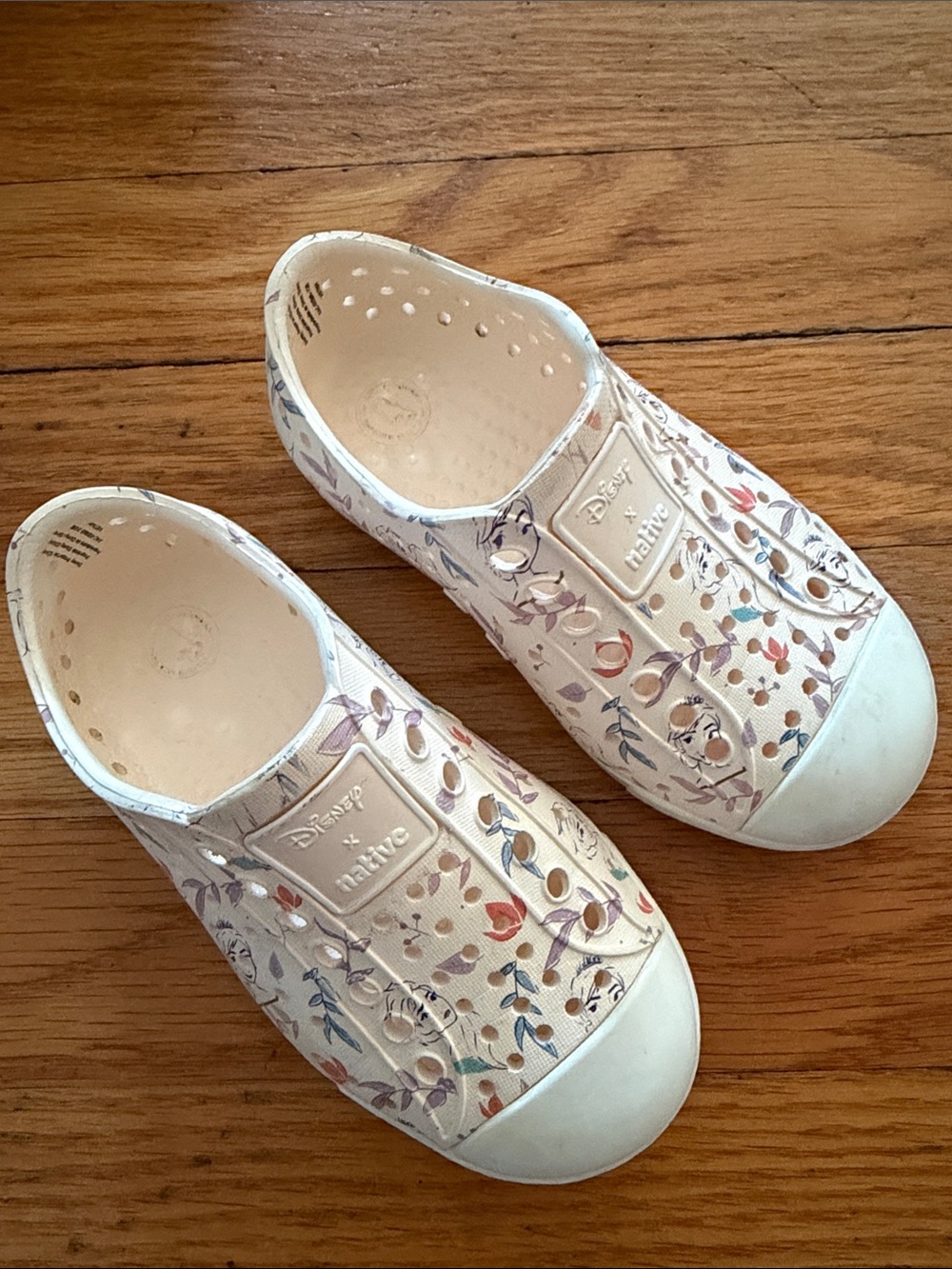 Native Shoes Kids Slip-On Sneakers in Light Pink Floral - Picture 3 of 7